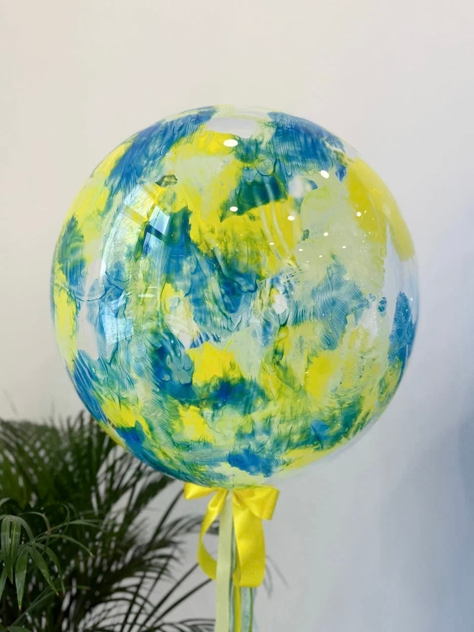 Jumbo balloons with custom signs (bobo balloons)