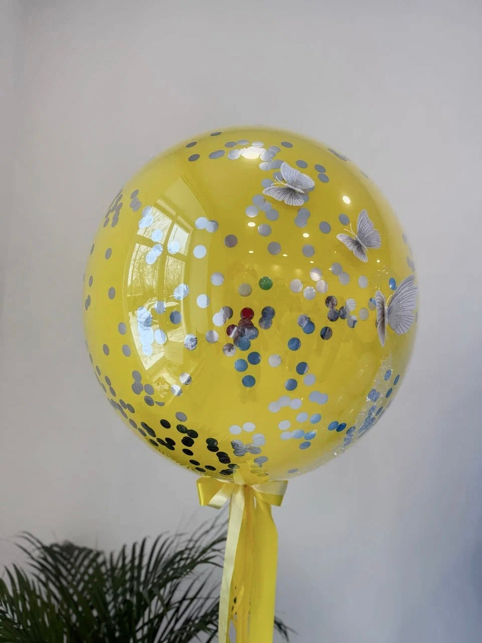 Jumbo balloons with custom signs (bobo balloons)