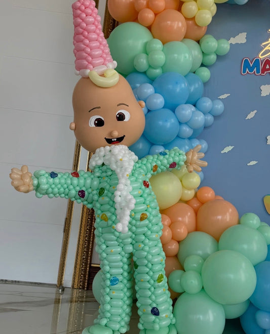 Cocomelon-Inspired Balloon Character Sculpture